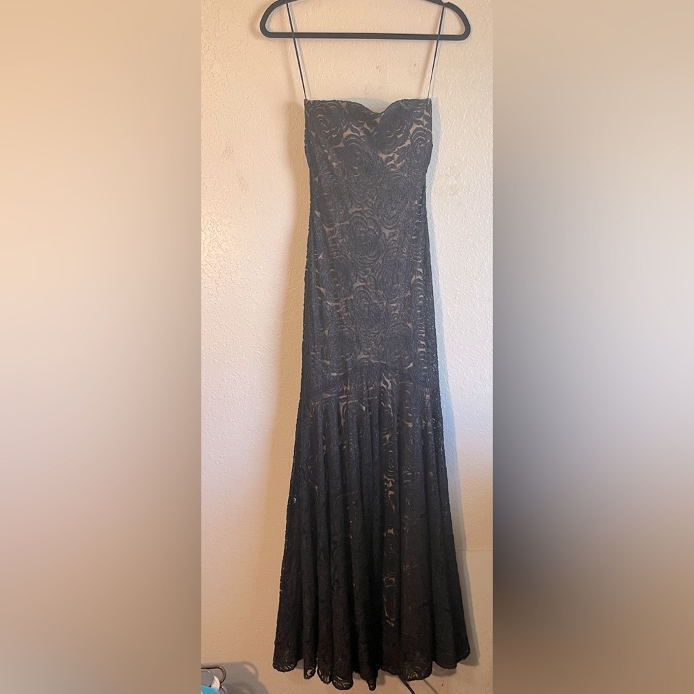 🖤 Cache | Black lace mermaid evening gown